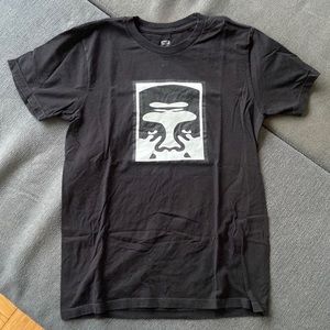 Obey - Black tee with print